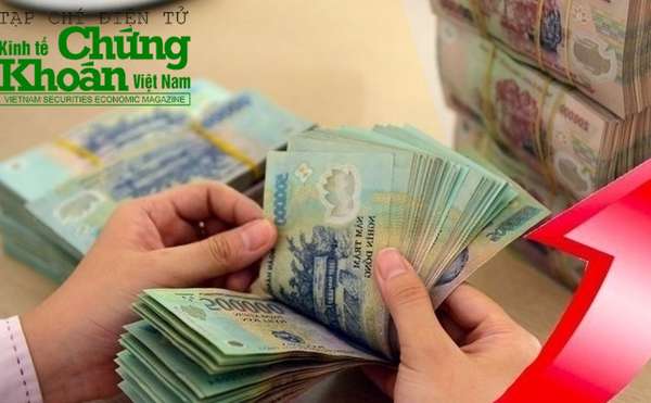 Lãi suất ngân hàng 8/1/2025: Tăng mạnh đầu năm để hút dòng tiền nhàn rỗi