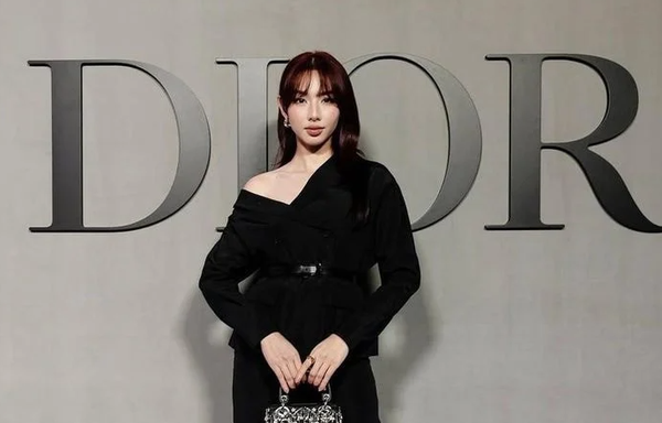 dior.png