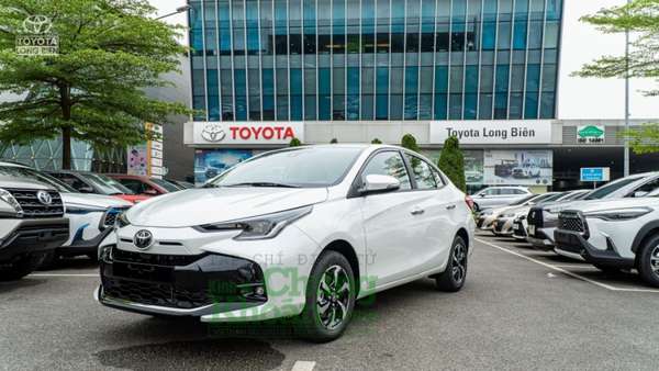 Giá xe Toyota Vios chỉ hơn 300 triệu: Chiếc ô tô 