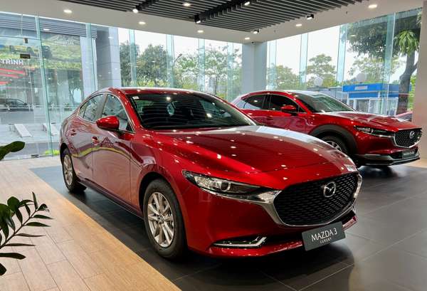 Doanh số Mazda 3 tiếp tục dẫn đầu trong phân khúc sedan hạng C
