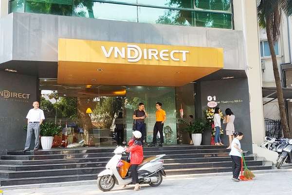 VNDirect lần đầu tiền không chia cổ tức 2022 bằng tiền sau 6 năm