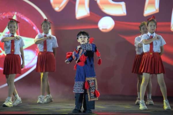 Thủ tướng: Triển lãm 80 năm tôn vinh lịch sử vẻ vang, lan tỏa lòng yêu nước, niềm tự hào, khát vọng vươn mình của dân tộc- Ảnh 14. Thủ tướng: Triển lãm 80 năm tôn vinh lịch sử vẻ vang, lan tỏa lòng yêu nước, niềm tự hào, khát vọng vươn mình của dân tộc- Ảnh 14.