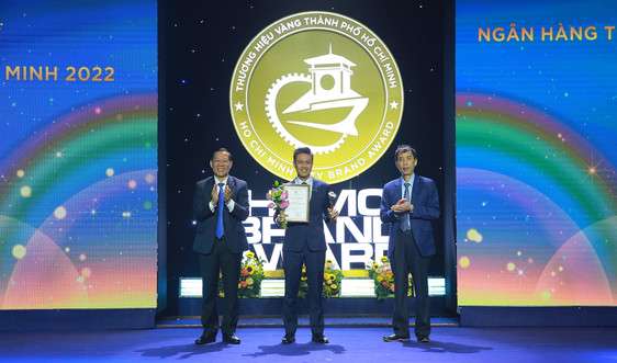 Sacombank nhận 2 giải thưởng về thương hiệu
