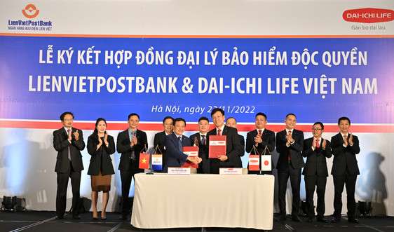 Thương vụ nghìn tỷ tiếp tục khuấy động thị trường bancassurance