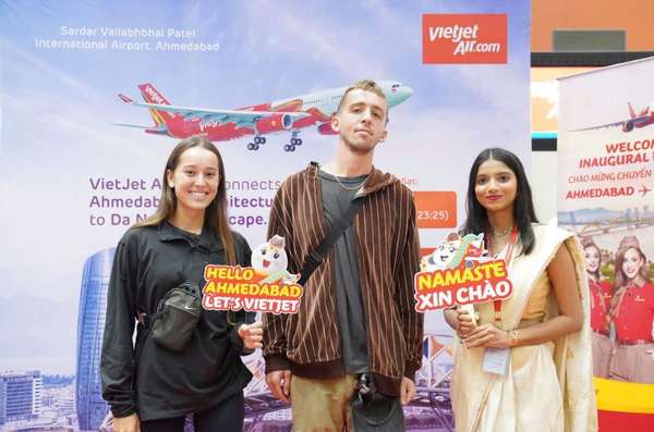 Liên tục mở rộng mạng bay, Vietjet khai trương đường bay kết nối thành phố Ahmedabad (Ấn Độ) với Đà Nẵng. Ảnh: T.L