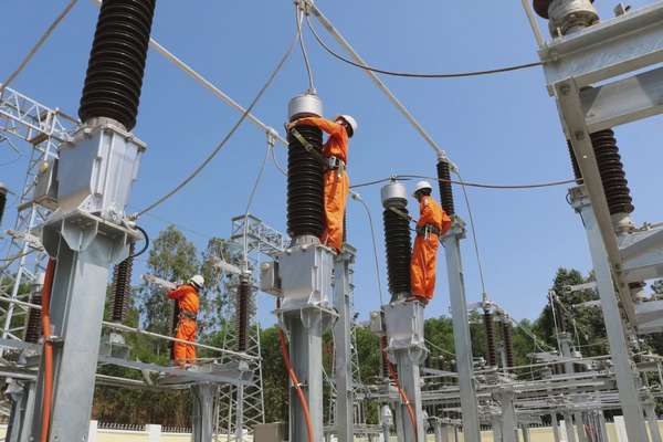 EVNCPC khởi công, đóng điện hàng loạt dự án 110kV