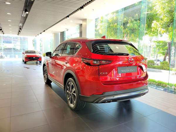 Giá xe Mazda CX-5 cuối tháng 8: Giảm giá 