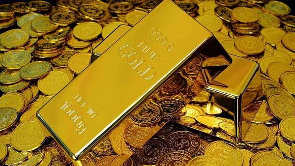 Chú thích: Giá vàng hôm nay 6/4: Vàng SJC tăng nhẹ, đạt mốc 67,15 triệu đồng