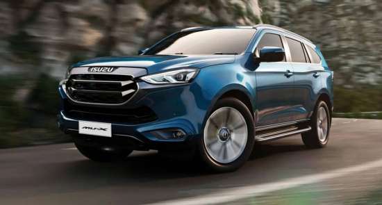 Isuzu mu-X giảm giá sâu đầu năm 2025: SUV tầm trung giá chỉ ngang Mazda CX-5