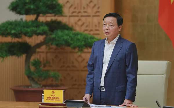 Phó Thủ tướng: Khẩn trương xử lý các 'điểm đen' giao thông