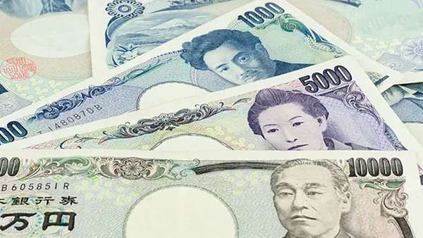 Tỷ giá yen Nhật hôm nay tiếp tục giảm