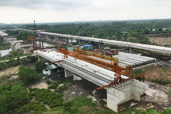 6.400 tỷ đồng cho tuyến đường 40 km vượt đầm lầy, vùng ngập nước tại Quảng Ninh sẽ hoàn thành vào quý III/2025