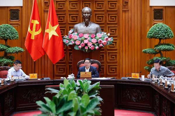 Thủ tướng: Đoàn đàm phán tiếp tục nỗ lực, cố gắng để sớm đạt thỏa thuận với phía Hoa Kỳ- Ảnh 2. Thủ tướng: Đoàn đàm phán tiếp tục nỗ lực, cố gắng để sớm đạt thỏa thuận với phía Hoa Kỳ- Ảnh 2.