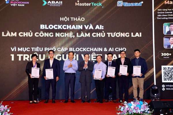 Ngày 31/10/2024, Viện Công nghệ Blockchain và Trí tuệ Nhân tạo ABAII, thành viên của Hiệp hội Blockchain Việt Nam, tổ chức Hội thảo “Blockchain và AI: Làm chủ công nghệ, làm chủ tương lai” 