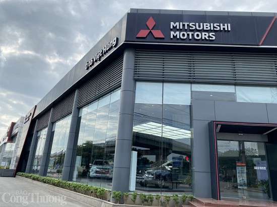 Mua ô tô ở Mitsubishi Việt Hùng, trả 100% tiền, hoá đơn đỏ đã xuất vẫn không được giao xe