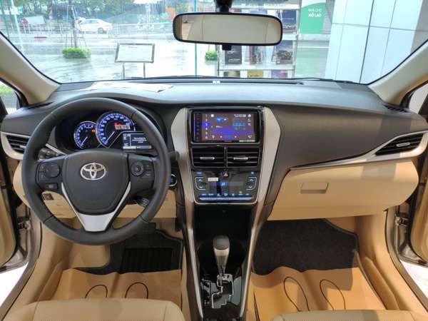 Cập nhật giá lăn bánh Toyota Vios tháng 1/2023: Ưu đãi lớn, Honda City ‘run rẩy’