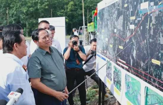 Thủ tướng kiểm tra tiến độ dự án cao tốc thành phố Hồ Chí Minh - Thủ Dầu Một - Chơn Thành