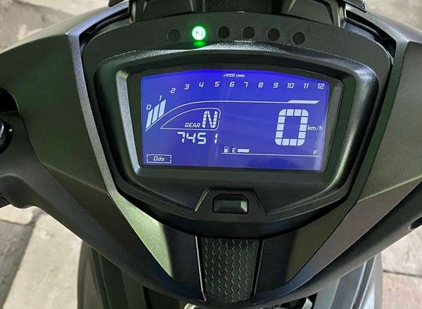 Giá xe máy Yamaha Exciter ngày 21/2/2023: Đáy ở đây và Winer X ở đâu?