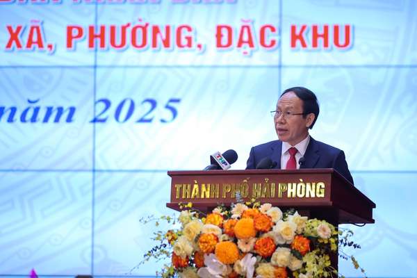 Thủ tướng: Hải Phòng (mới) gương mẫu, đi đầu xây dựng thành phố XHCN trong kỷ nguyên mới- Ảnh 11. Thủ tướng: Hải Phòng (mới) gương mẫu, đi đầu xây dựng thành phố XHCN trong kỷ nguyên mới- Ảnh 11.