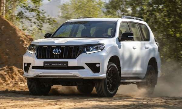 Toyota Land Cruiser Prado 2023: Thế mạnh khi chạy ở tốc độ cao