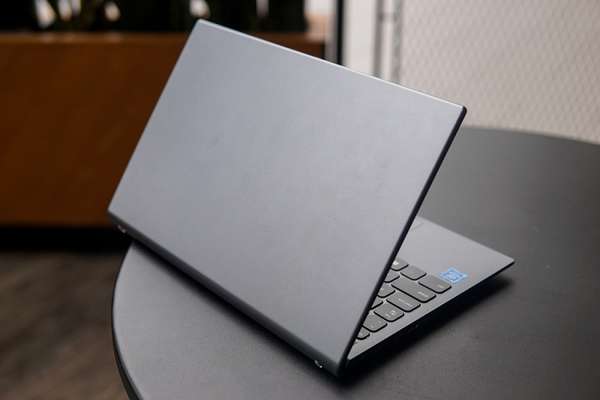 Mẫu laptop giá chưa tới 4 triệu dành cho học sinh, trang bị 