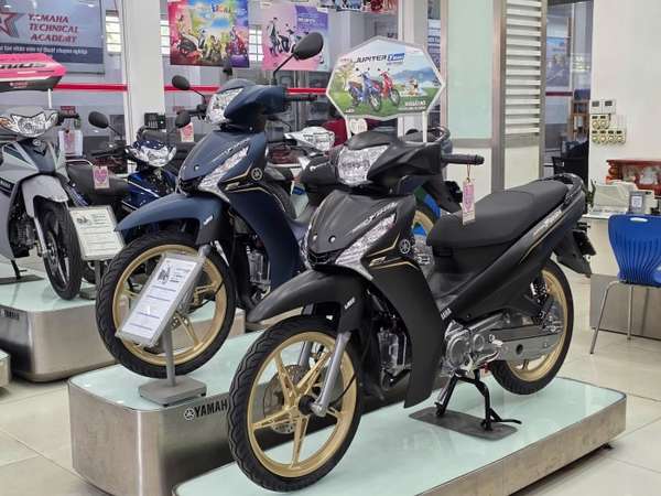 yamaha3.jpg