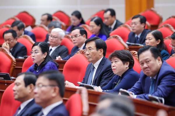 Hội nghị Trung ương 11: Hội nghị lịch sử, bàn về những quyết sách lịch sử- Ảnh 4.