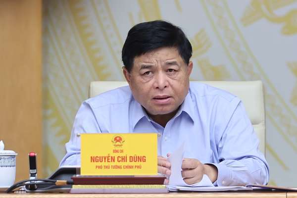 Thủ tướng: Chậm nhất tới 2027 phải thiết kế, chế tạo, kiểm thử một số chíp bán dẫn cần thiết- Ảnh 3. Thủ tướng: Chậm nhất tới 2027 phải thiết kế, chế tạo, kiểm thử một số chíp bán dẫn cần thiết- Ảnh 3.