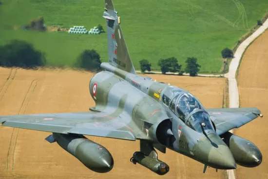 Pháp sắp giao lô 'chim ưng' Mirage 2000-5 cho Ukraine, tại sao lại là 3 chiếc?