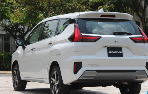 Đuôi xe Mitsubishi Xpander