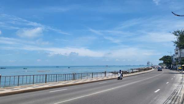 Léman Cap Residence tọa lạc trên mặt tiền đại lộ ven biển Hạ Long – Vũng Tàu
