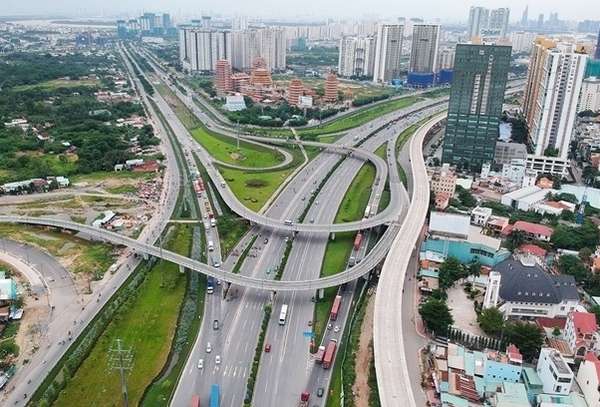 Nhóm đá, thép, xi măng đón sóng đầu tư công, cổ phiếu nào tiềm năng nhất?