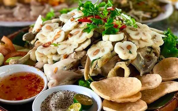 Gỏi măng cụt