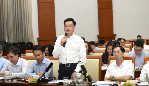 uybanchungkhoan1.jpg