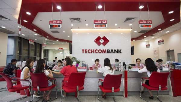 Techcombank báo lãi kỷ lục trong quý đầu năm 2024
