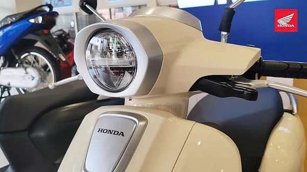 Honda ra mắt mẫu xe ga mới: Sang trọng, tiện ích vượt tầm giá, 