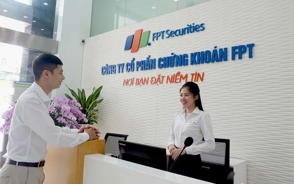 công ty chứng khoán FPT