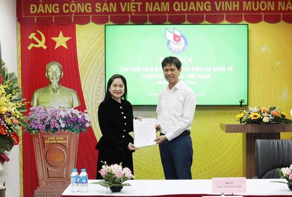 Tạp chí Kinh tế Chứng khoán Việt Nam tổ chức thành công Đại hội Chi hội Nhà báo nhiệm kỳ 2023 - 2025