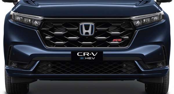 Honda CR-V 2025 giảm giá sâu, sẵn sàng 