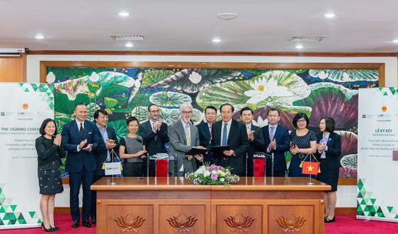 IFC và Ủy ban Chứng khoán Nhà nước hợp tác thúc đẩy tài chính xanh