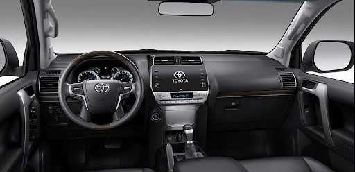 Toyota Land Cruiser tăng giá kỷ lục vài trăm triệu: Có gì hot mà dân chơi vẫn săn đón?