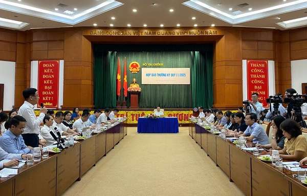 uybanchungkhoan.jpg