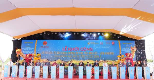 Anh bấm nút