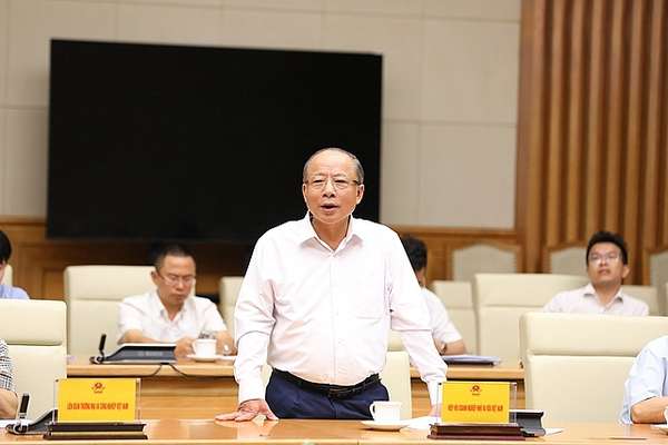 Chủ tịch Hiệp hội Doanh nghiệp nhỏ và vừa Nguyễn Văn Thân phát biểu tại hội nghị. Ảnh VGP