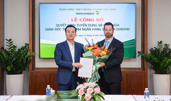 Vietcombank công bố quyết định tuyển dụng và bổ nhiệm Giám đốc Trung tâm ngân hàng số
