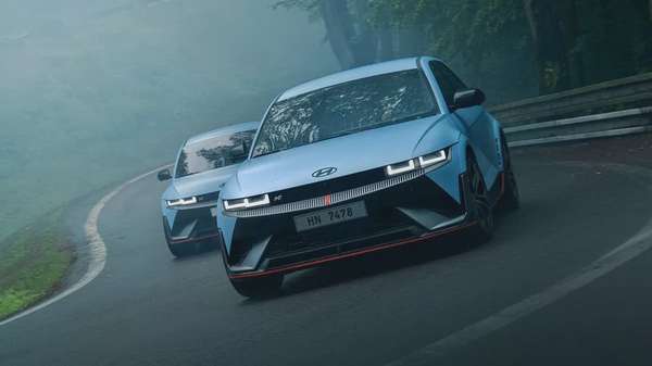 Hyundai dính nghi vấn ''thổi phồng'' doanh số bán ô tô