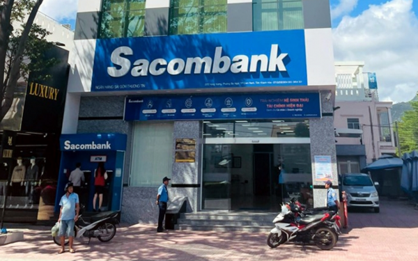 Cách chức Giám đốc Sacombank vì để tiền của khách hàng "bốc hơi" 47 tỷ đồng