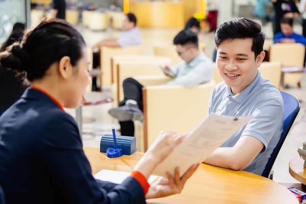 Ngân hàng đẩy mạnh cho vay mua và sửa nhà, vay không tài sản bảo đảm