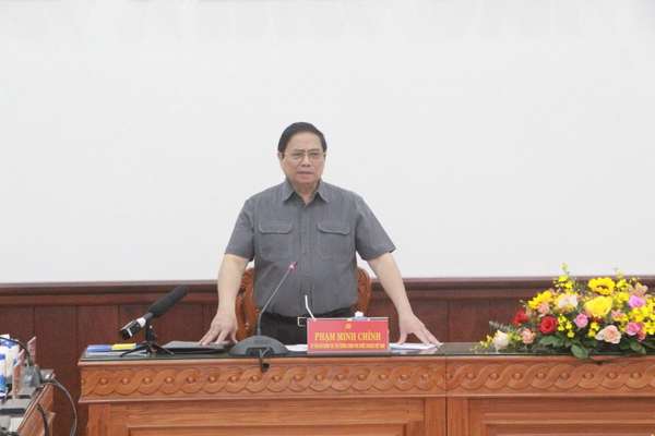 Thủ tướng Phạm Minh Chính làm việc với lãnh đạo chủ chốt tỉnh Bến Tre
