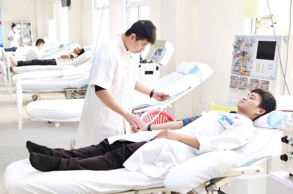 Thừa Thiên Huế: Hơn 200 người tham gia ngày hội hiến máu “Blouse trắng - Trái tim hồng”
